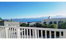 Hanna's Ocean View Apartment image