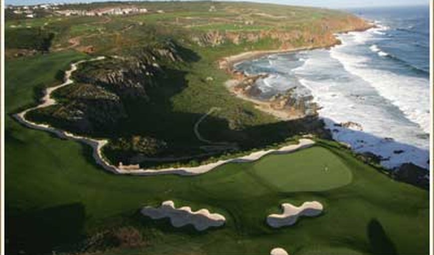 Pinnacle Point is an exquisite golf course in Mosselbay, South Africa. Most of the holes have a view of the Indian Ocean and the holes that include shots over the cliffs are the most breathtaking.