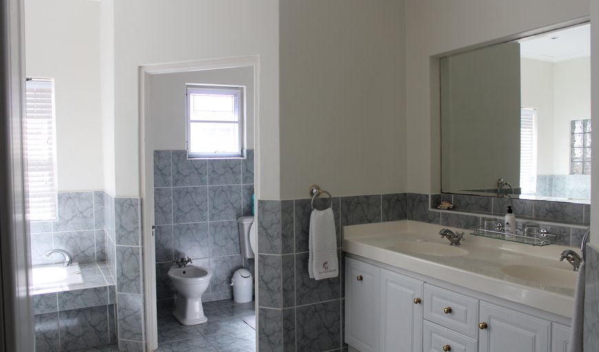 Family Room: Bathroom