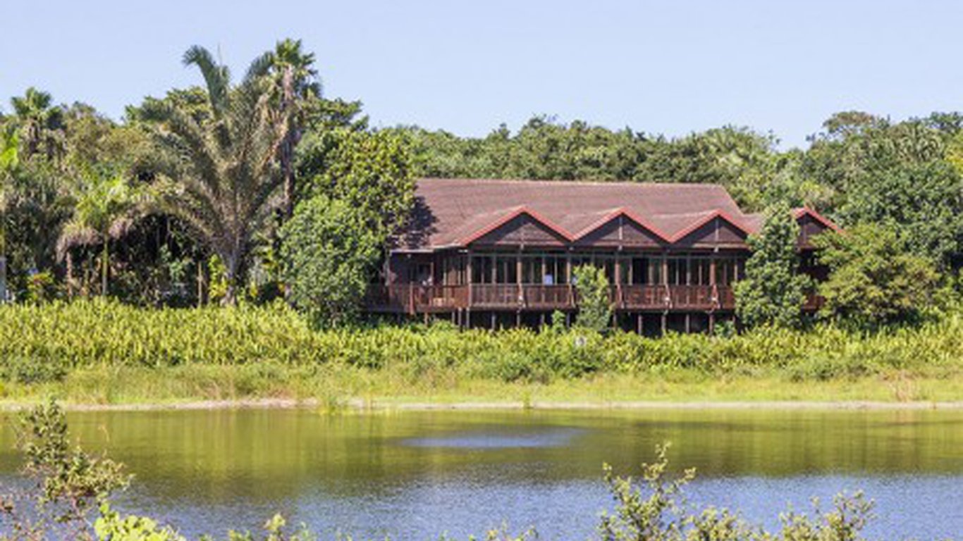 Imvubu Lodge in Meer En See, Richards Bay — Best Price Guaranteed