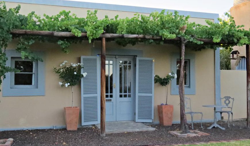 Garden Cottage: front