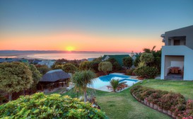 The Ocean Bay Luxury Guesthouse image