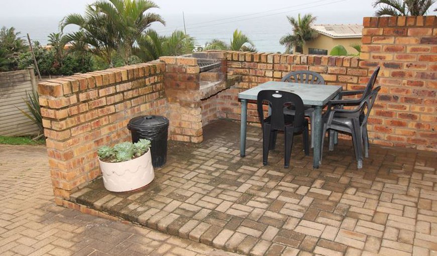 Albatross: Albatross Patio/Braai Area