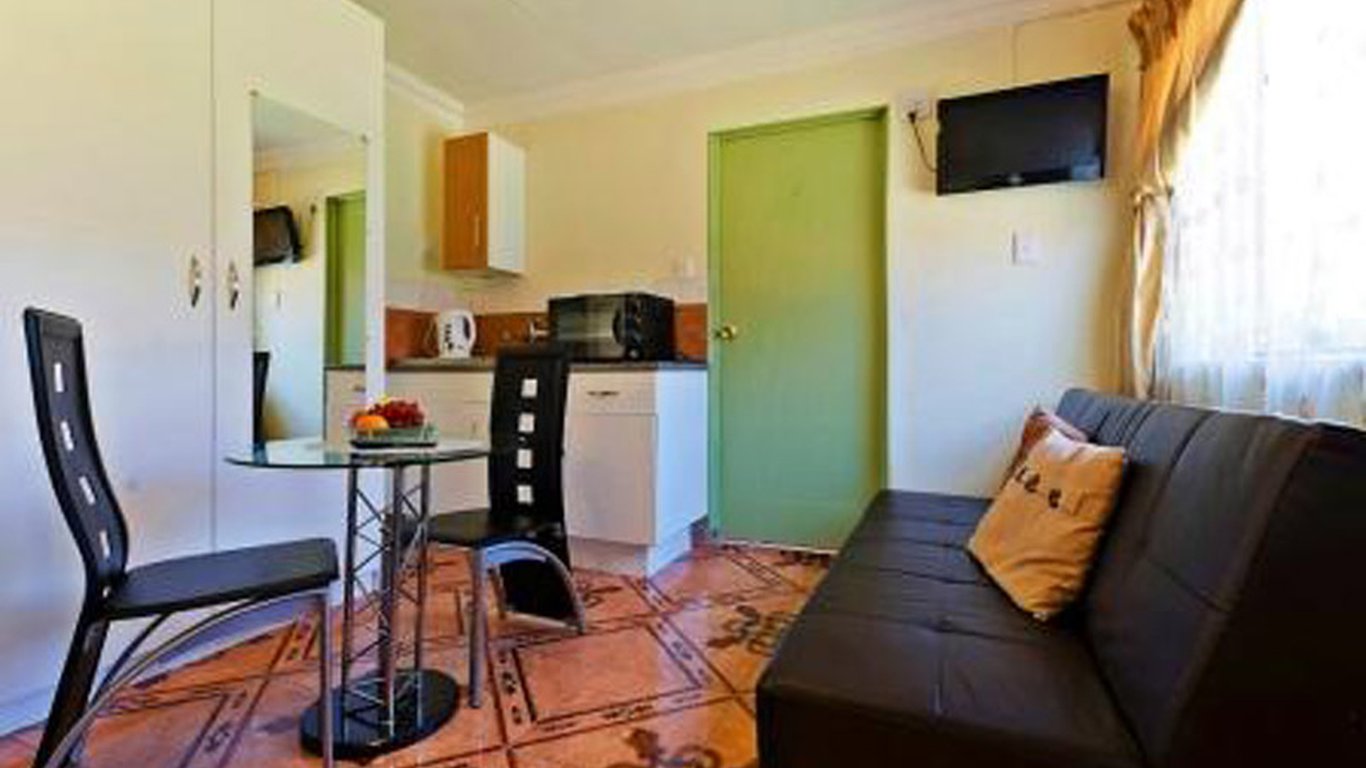 Golden Gate Guest House In Bryanston Johannesburg Joburg - 