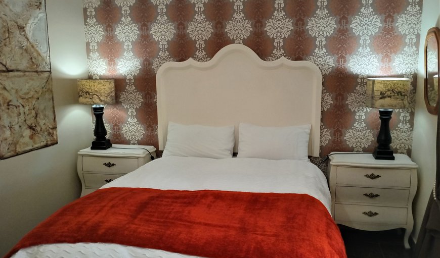 Double Room (Vintage Queen): Vintage Queen