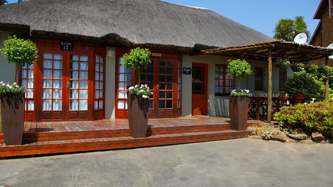 Oak Park Guest House And Conference Centre In Kokstad Best Price