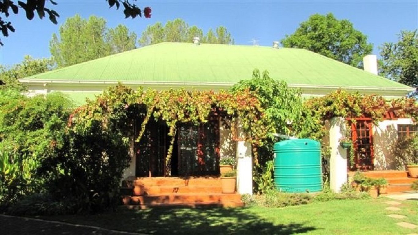 The Oak Bed and Breakfast in Fort Beaufort — Best Price Guaranteed