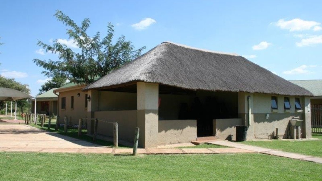 Dinoko Lodge in Polokwane — Best Price Guaranteed