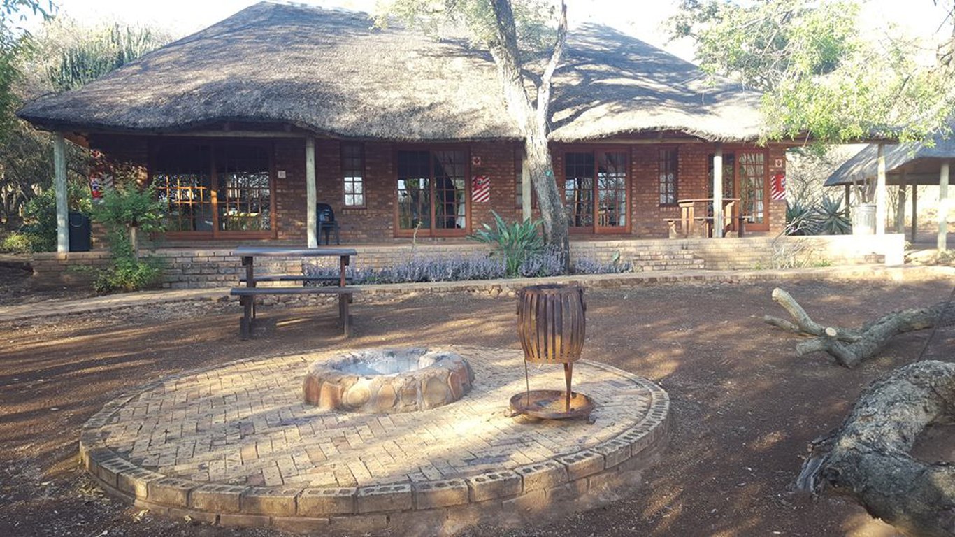 Mbidi Lodge in Groblersdal — Best Price Guaranteed