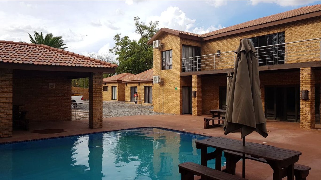 Tshetledi Guest House In Postmasburg — Best Price Guaranteed