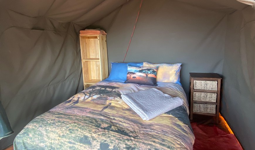 Tent 4, Double Bed on Deck at River: Double bed on deck at river incl lin - Tent with a double bed