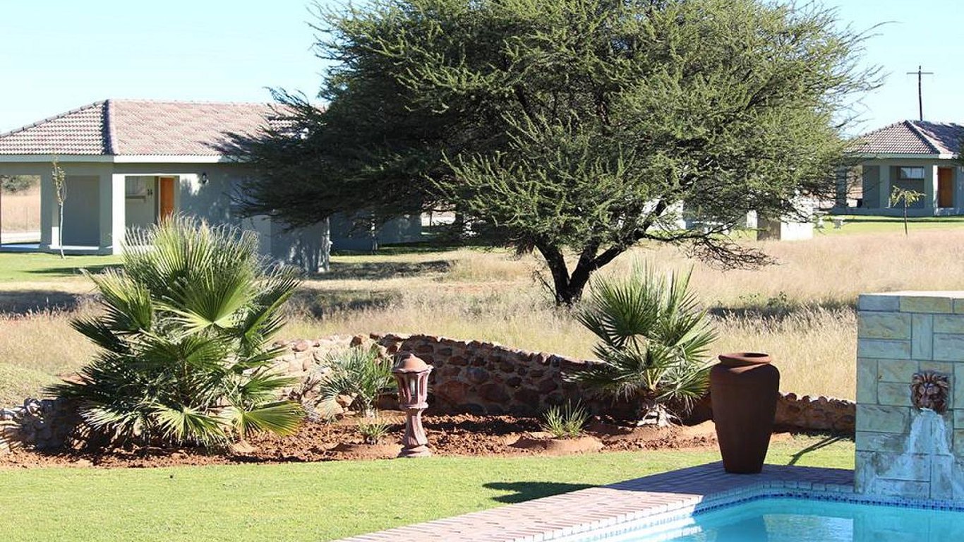 Klondike Guest Lodge in Vryburg — Best Price Guaranteed