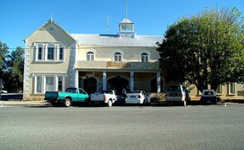 Midgley's Hotel image