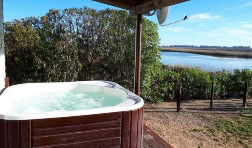 River Chalet No.3 (With Warm Jacuzzi) photo 94