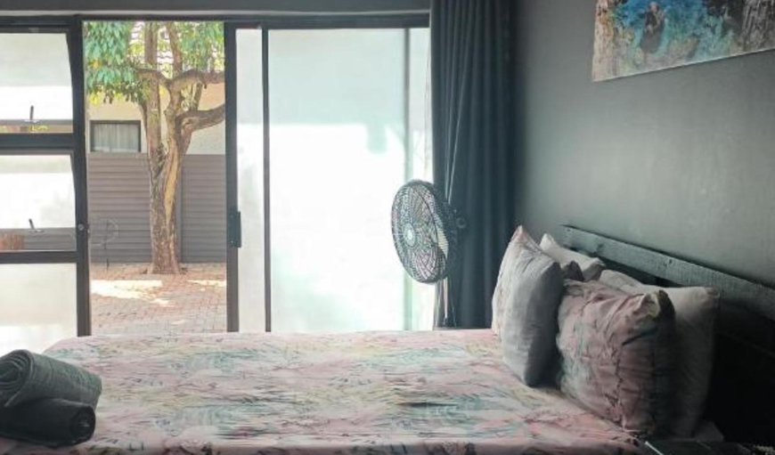 Double Room with Park View: Bed