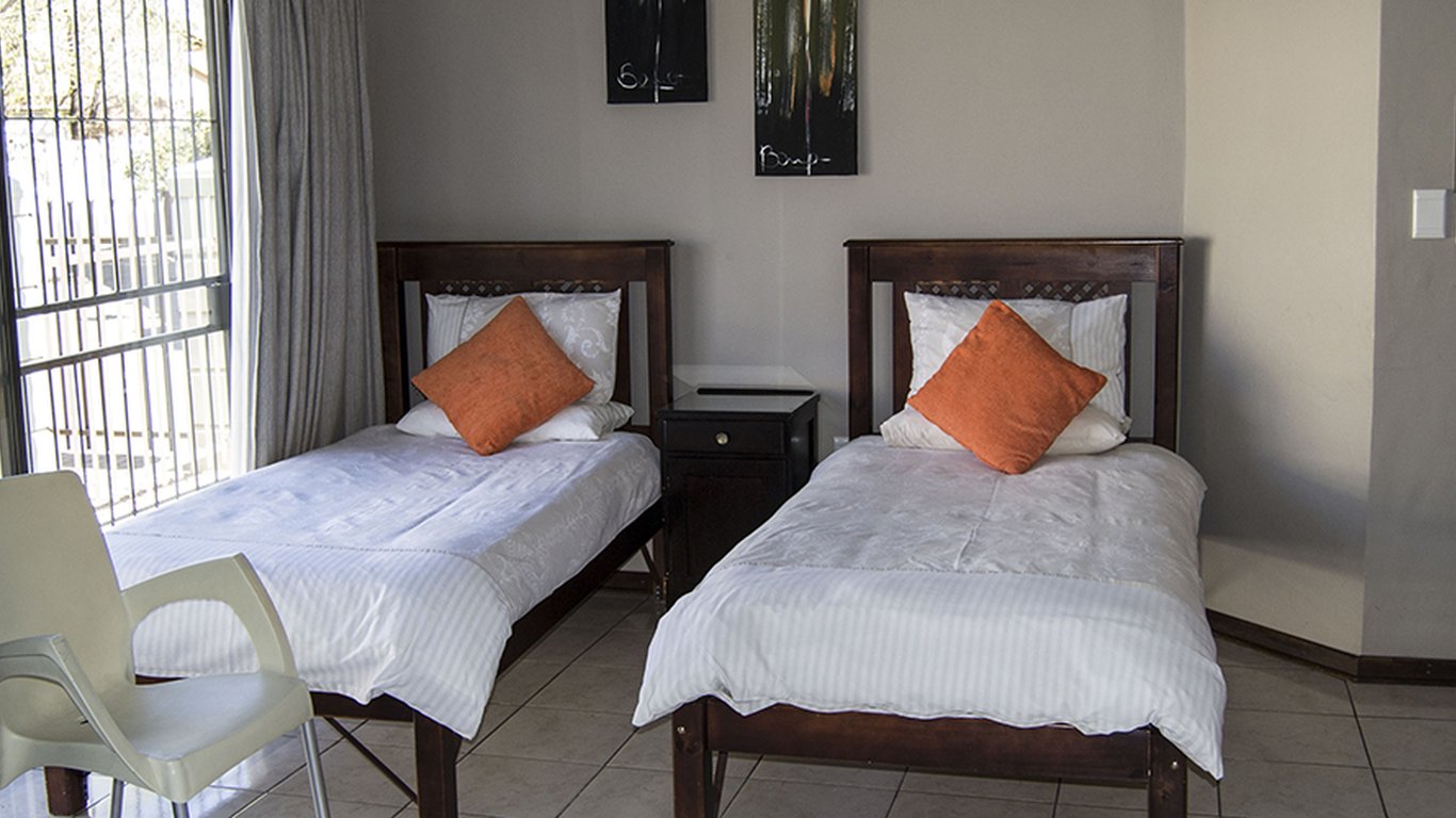 Andela Guest House in Universitas, Bloemfontein — Best Price Guaranteed