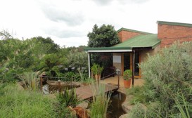 Midlands Forest Lodge image