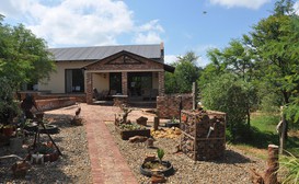 Thorn tree Lodge image