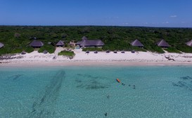 Ossimba Beach Lodge image