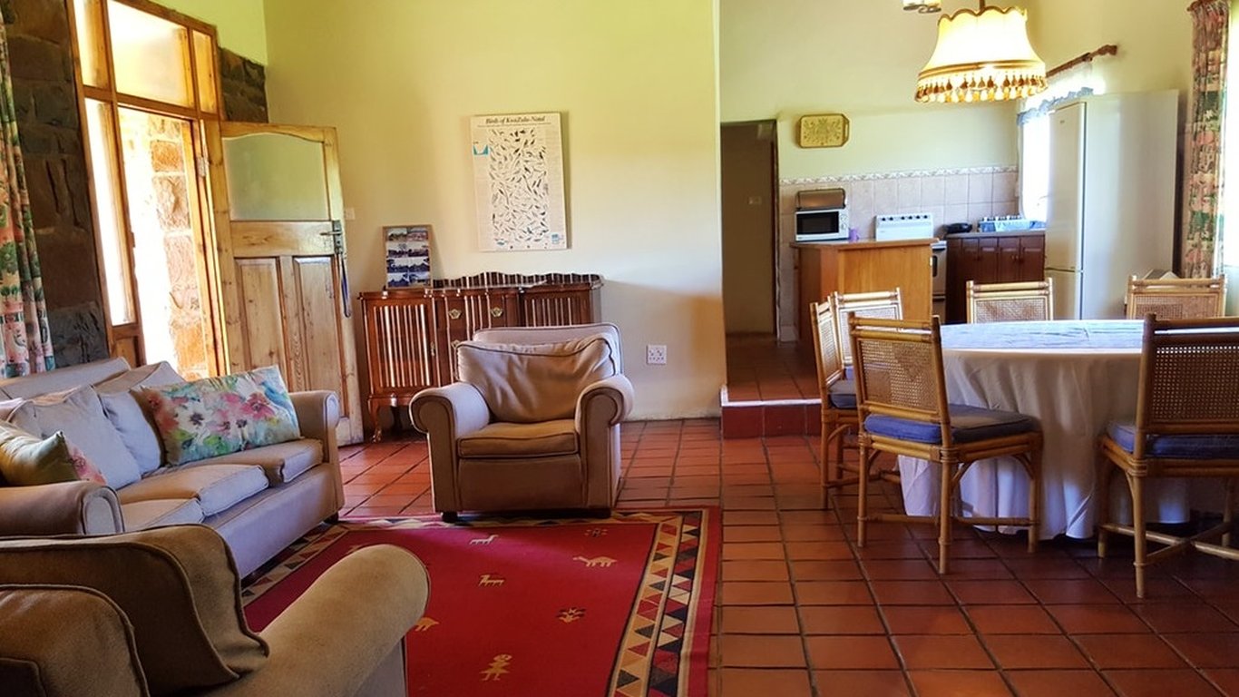 Acacia Cottage @ Spionkop Lodge in Ladysmith — Best Price Guaranteed