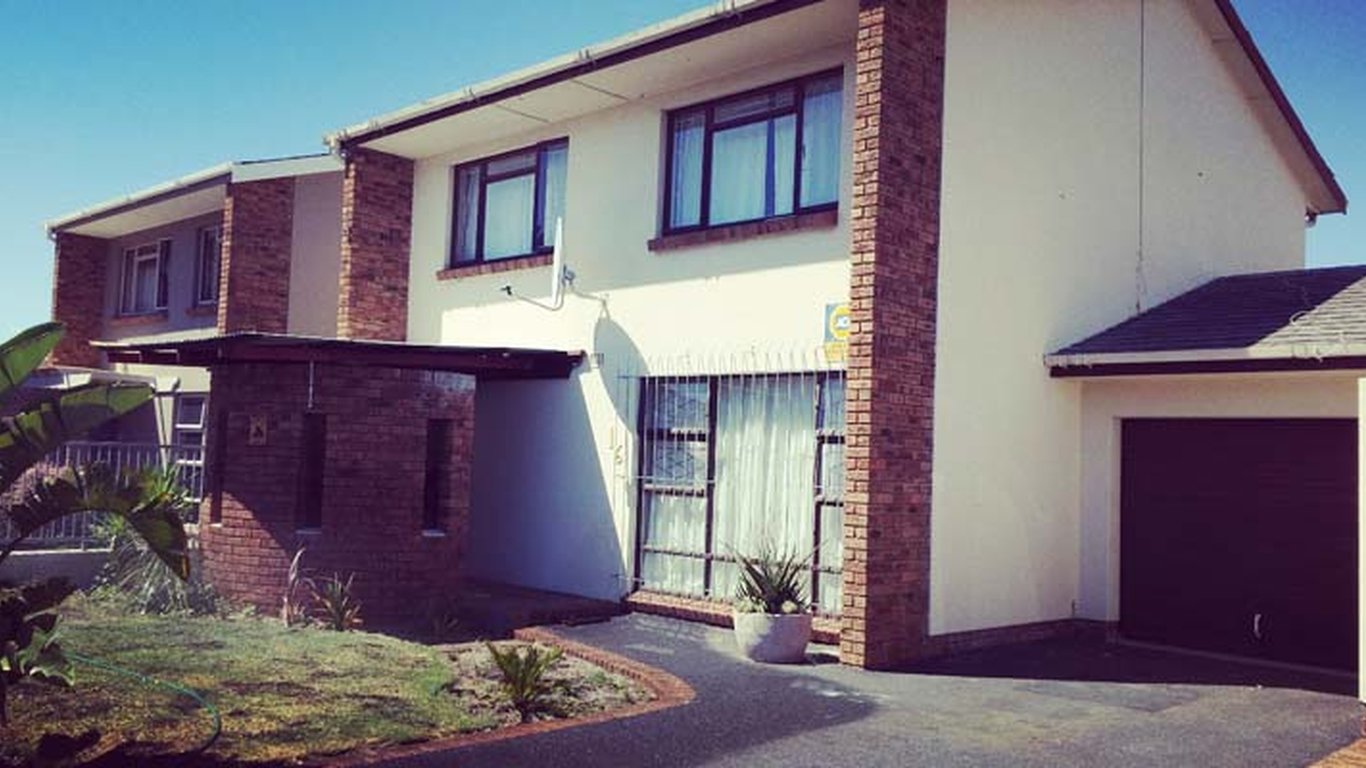 Smithland 3 Bedroom House In Parow Cape Town Best Price