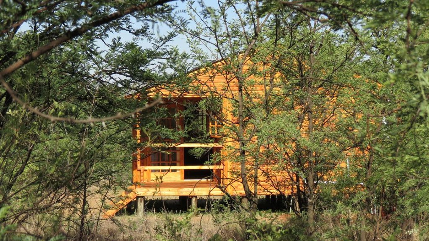 Meerkatplaats 4 Sleeper Log Cabin In Muldersdrift Best Price