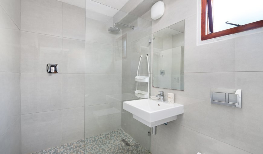 1 Bedroom Superior 10419: Bathroom