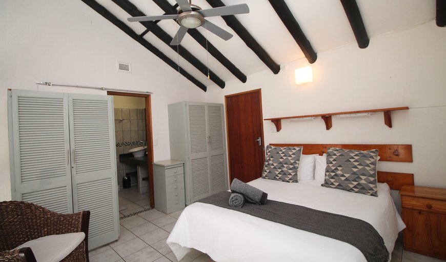 Uvongo Cabanas 13B: Main Bedroom