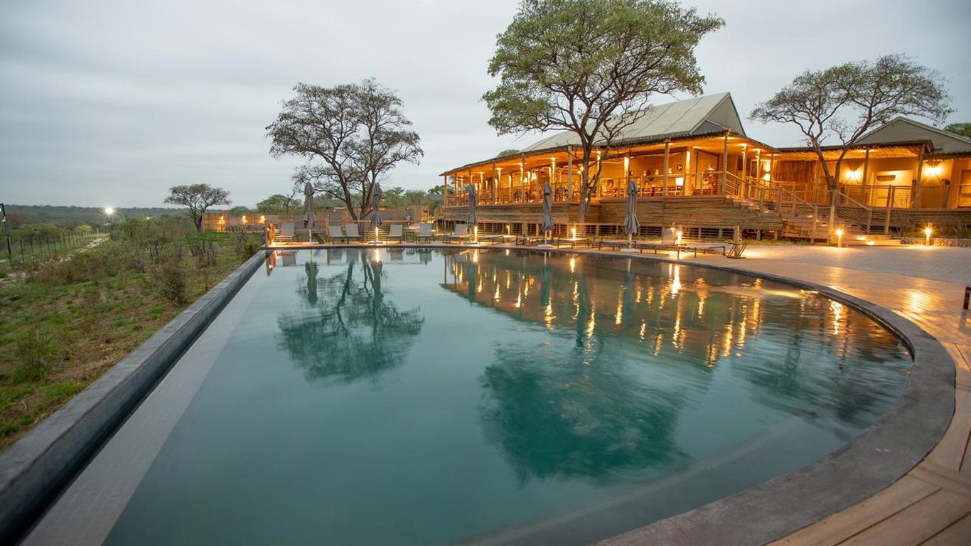 Mdluli Safari Lodge In Hazyview — Best Price Guaranteed 