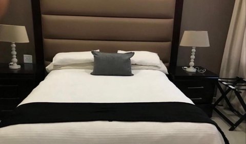 Standard Room: Standard room - Bed