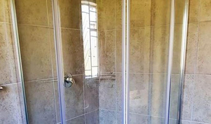 Room 4 - House 205: Shower