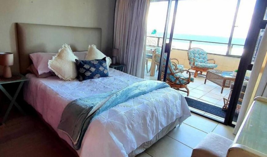 Luxury Apartment with Seaview: Bed