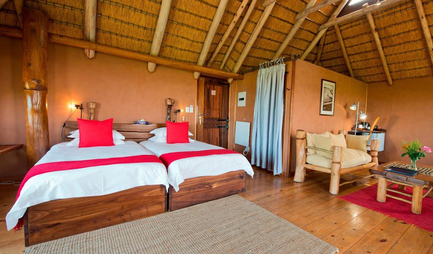Bungalows With Sea Views: Photo of the whole room