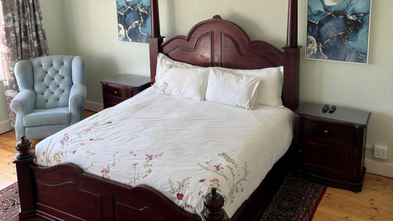 Thule Guesthouse in Selborne East London Best Price Guaranteed