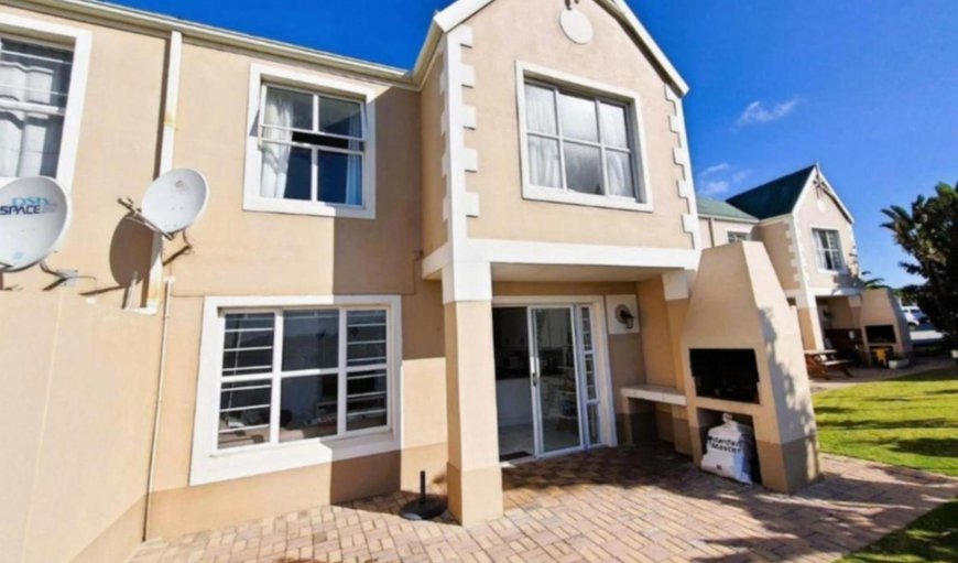 Property / Building in Marina Martinique, Jeffreys Bay, Eastern Cape, South Africa