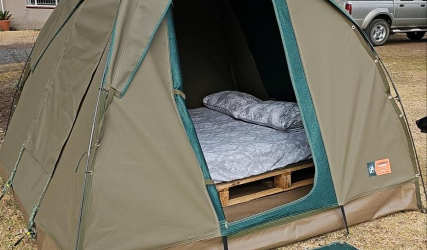 Double Tent: Bed