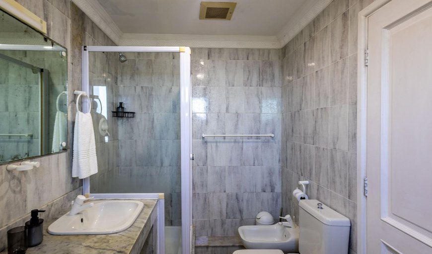 Umhlanga Beach House: Bathroom