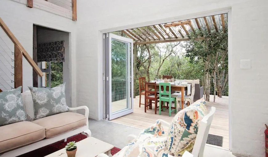 Forest Cottage with Beautiful Views: Seating area