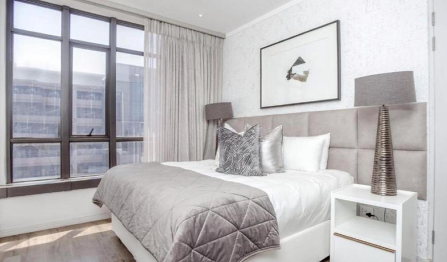 Luxury 2-Bedroom Apartment 1101: Bed