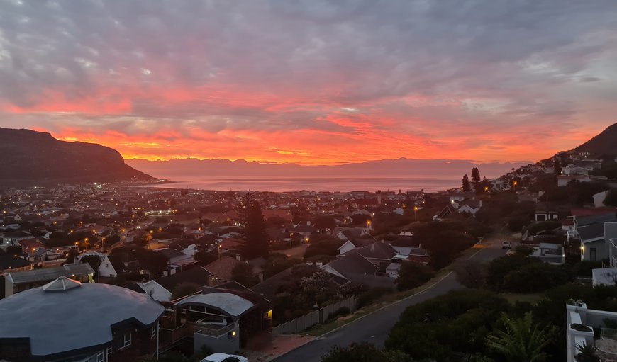 Welcome to Sunrise Studio Apartment in Fish Hoek, Cape Town, Western Cape, South Africa