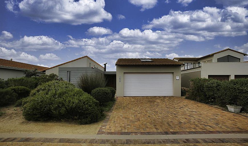 Welcome to La Maison Langebaan in Langebaan Country Estate, Langebaan, Western Cape, South Africa