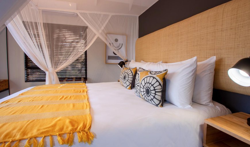 Umhlaba Suite: Bed