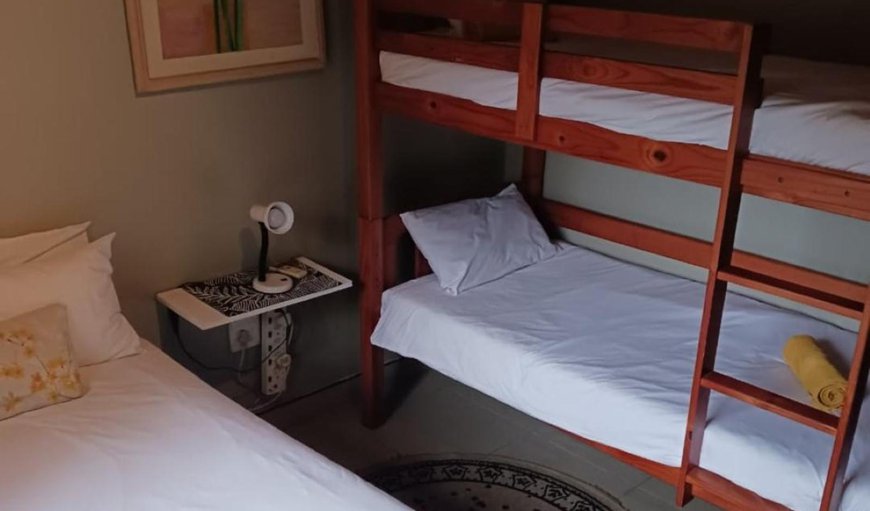 2-Bed, 7-Sleeper, Self-catering Unit: Bed