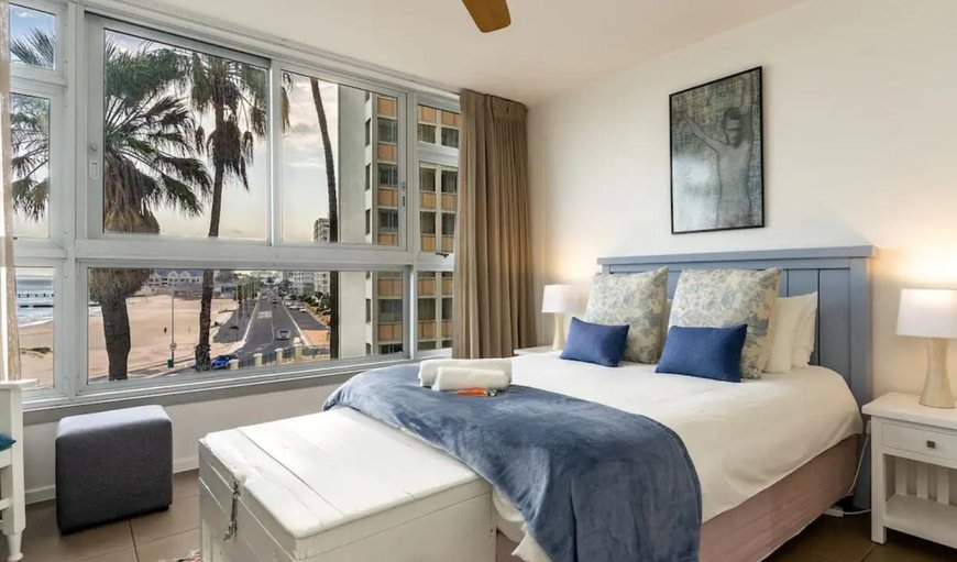 308 Beachfront Condo: Bed