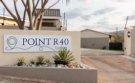 Point R40 Lodge image