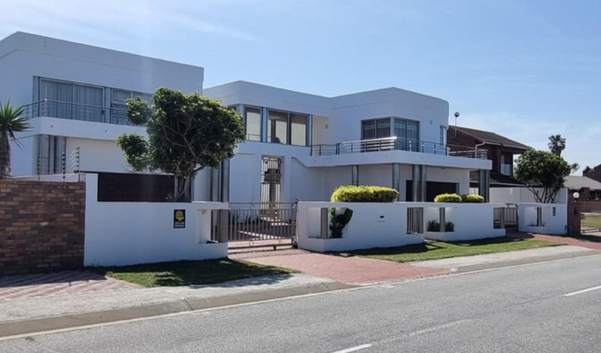 Property / Building in Bluewater Bay, Port Elizabeth (Gqeberha), Eastern Cape, South Africa