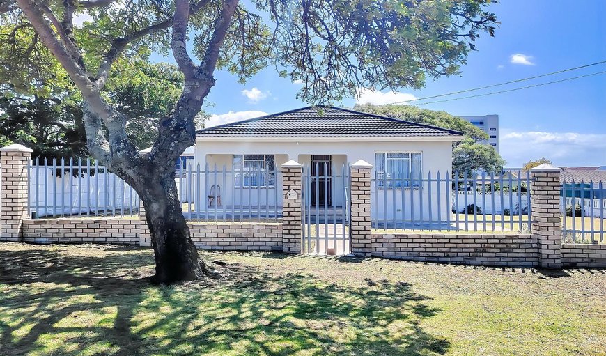 Property / Building in Newton Park, Port Elizabeth (Gqeberha), Eastern Cape, South Africa