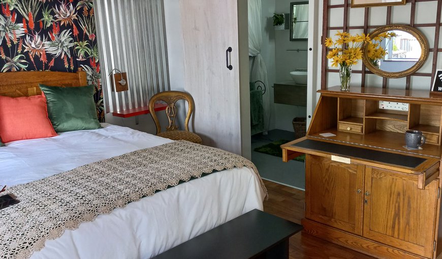 Crossley Vintage Cottage: Bedroom