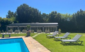 Constantia Winelands Lodge image