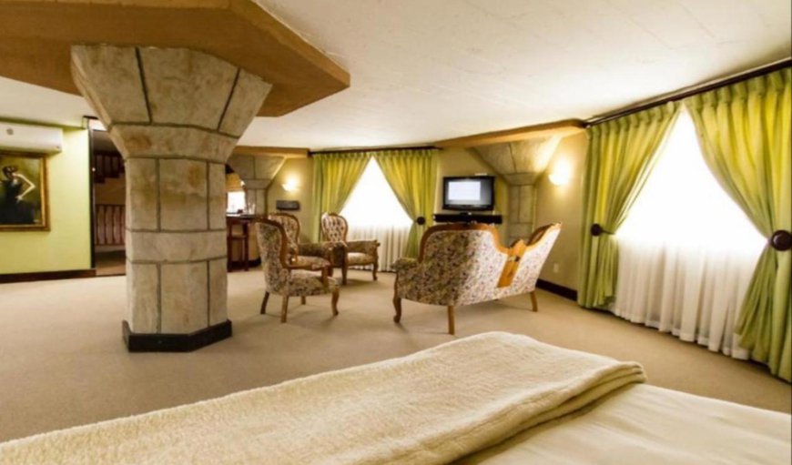 Honeymoon Suite: Photo of the whole room